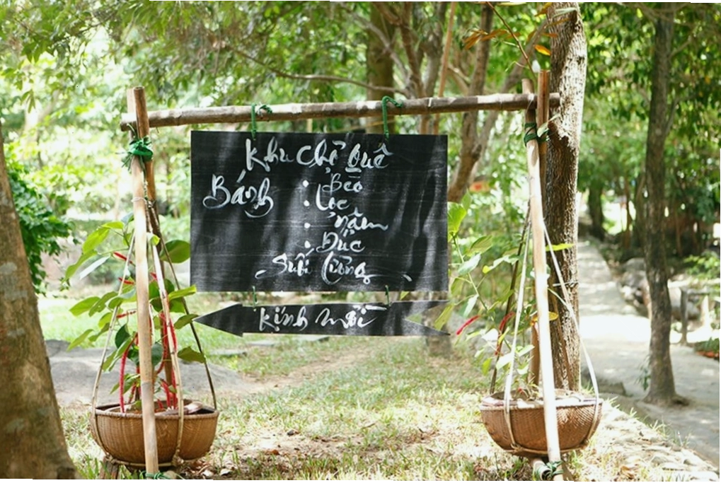 Khu vực vui chơi cho trẻ em tại Suối Lương