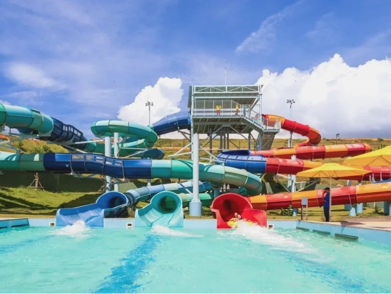 Khu vui chơi hấp dẫn tại Wonderland Water Park Phan Thiết