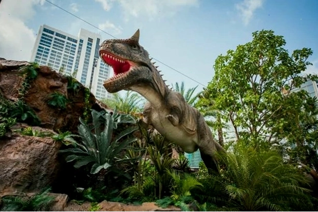 Khu vui chơi trẻ em với các trò chơi vận động tại Công viên Jura Park