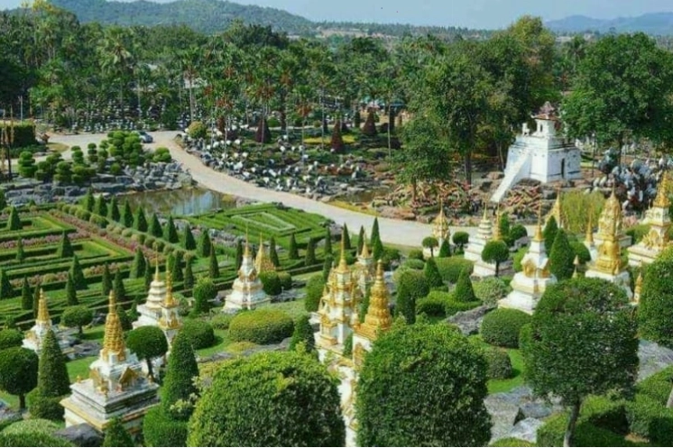 Khu vườn kiểu Pháp lãng mạn tại công viên Nong Nooch