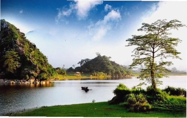 Khung cảnh hùng vĩ của Bát Cảnh Sơn