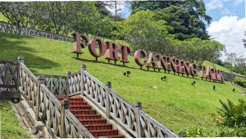 Khung cảnh xanh mát của Công viên Fort Canning tại Singapore
