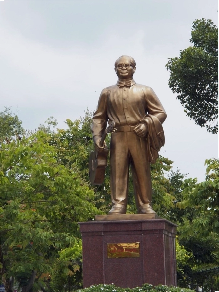 Khung cảnh yên bình tại Công viên Lưu Hữu Phước