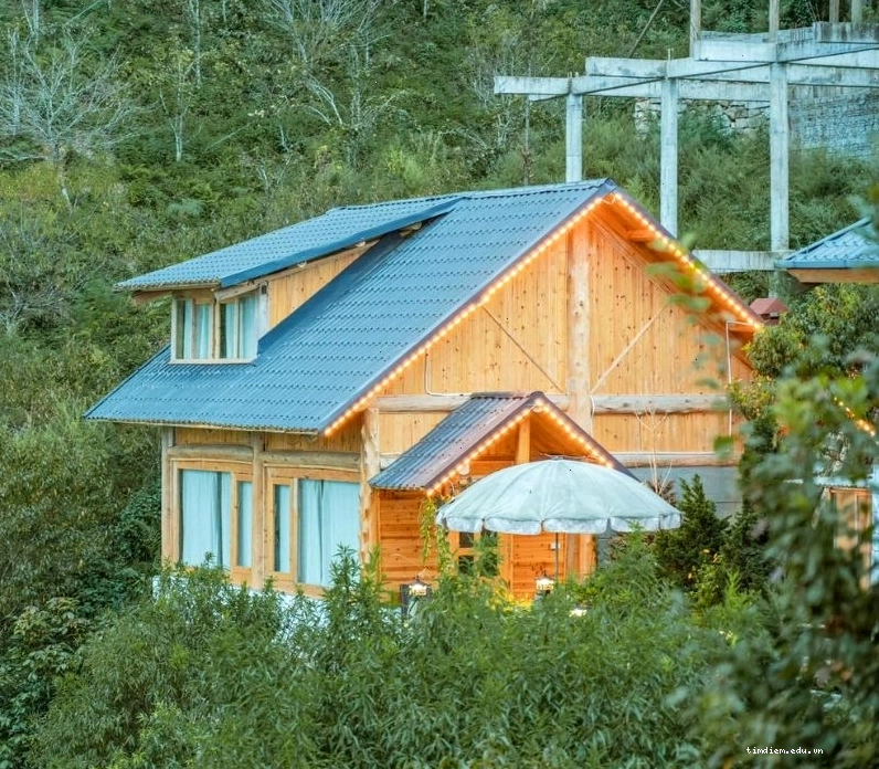 Khuôn viên xanh mát của Rock Garden Sapa Homestay