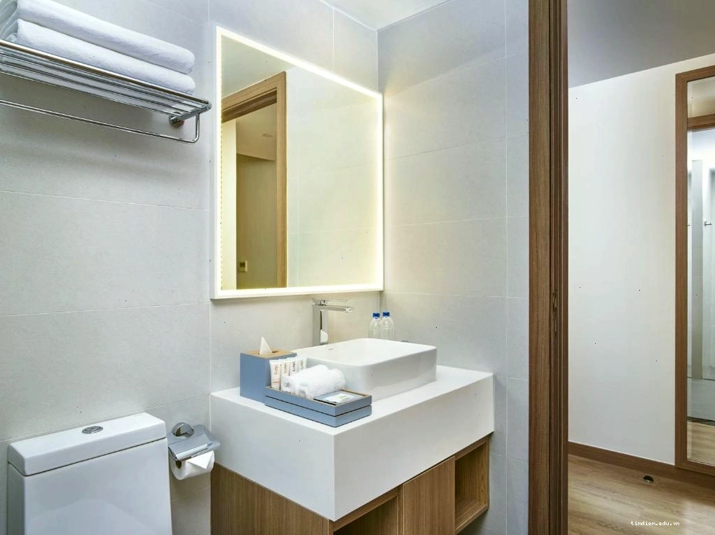 Khuôn viên xanh mát của The Pearl Hội An