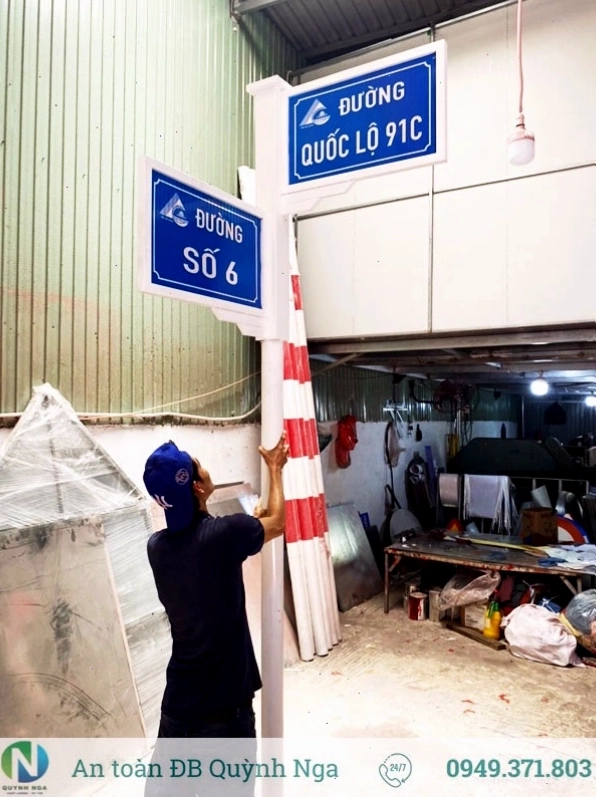 Kích thước biển báo tên đường 40x75cm