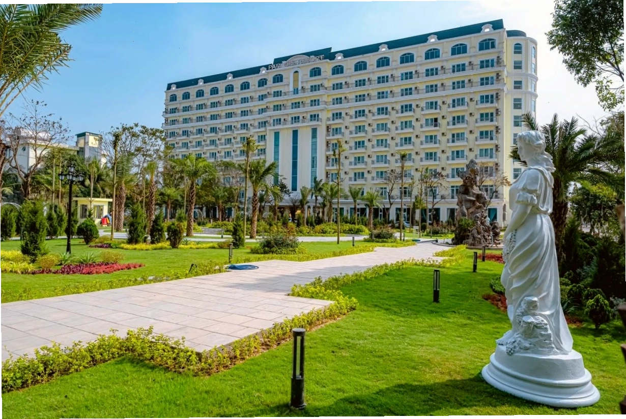 Kiến trúc châu Âu sang trọng của Paracel Resort Hải Tiến
