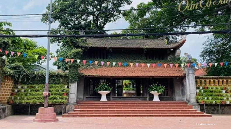 Kiến trúc cổ kính của Chùa Mía.