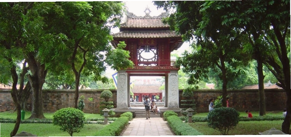 Kiến trúc cổ kính của Văn Miếu - Quốc Tử Giám