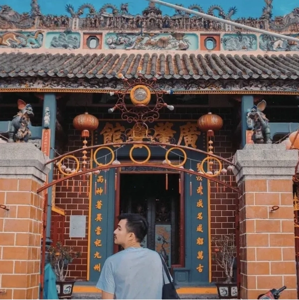 Kiến trúc độc đáo của Chùa Ông Cần Thơ