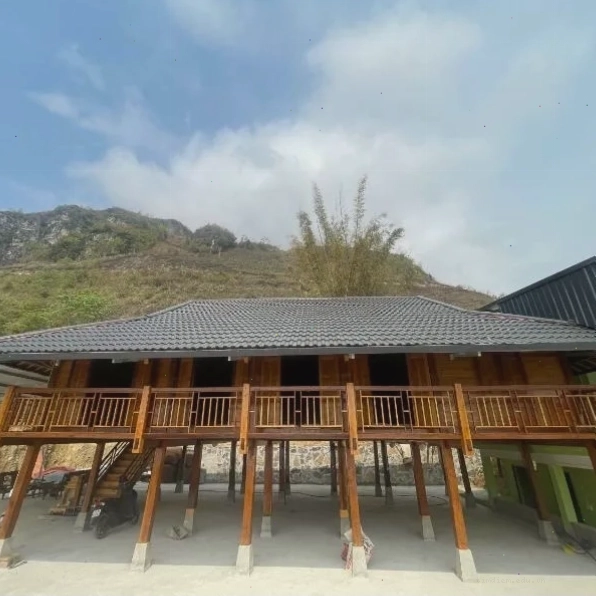 Laco Homestay Đồng Văn với không gian xanh mát và tầm nhìn núi non