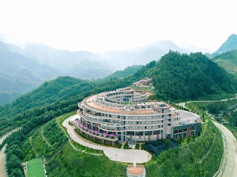 Lady Hill Sapa Resort: Trải nghiệm nghỉ dưỡng 5 sao giữa lòng Sapa