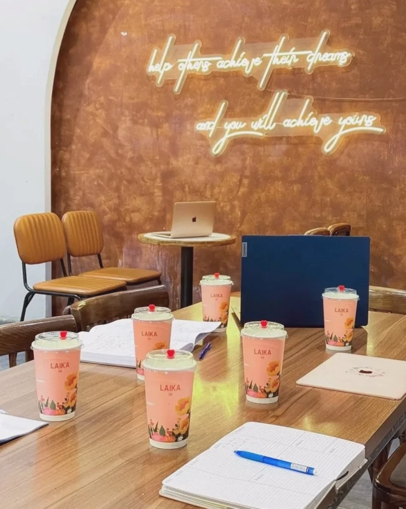 Laika Cafe với không gian hiện đại và hoài cổ