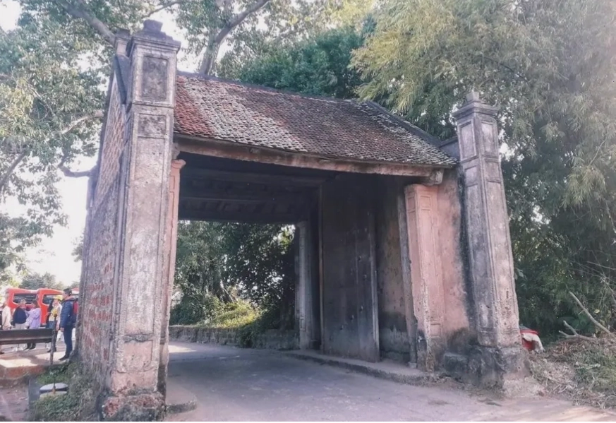 Làng cổ Đường Lâm là địa điểm du lịch miền Bắc 1 ngày lý tưởng để khám phá kiến trúc và văn hóa cổ xưa