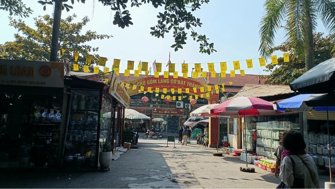 Làng gốm Bát Tràng nơi lưu giữ tinh hoa nghệ thuật gốm sứ truyền thống