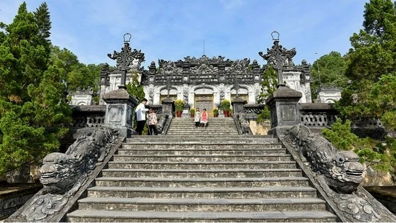 Lăng Khải Định với kiến trúc Phục Hưng pha trộn Đông Tây