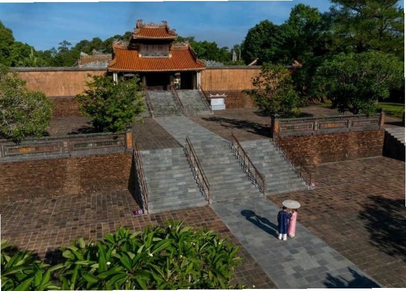 Lăng Tự Đức hòa mình vào thiên nhiên thơ mộng