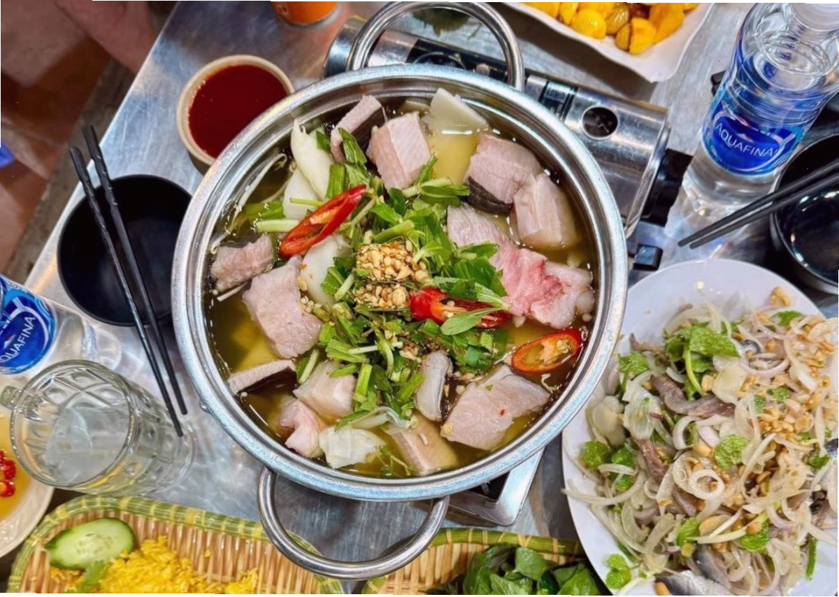 Lẩu cá đuối Bà Sáu Vũng Tàu đặc sắc