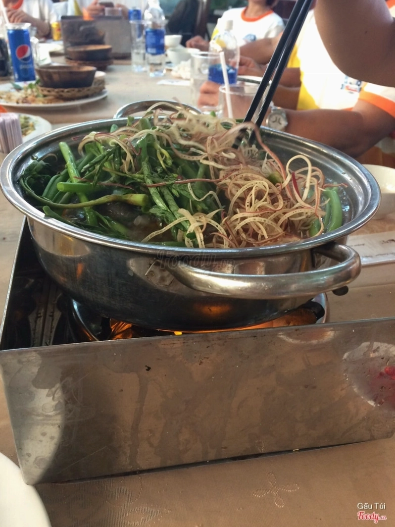 Lẩu cá lăng đậm đà hương vị