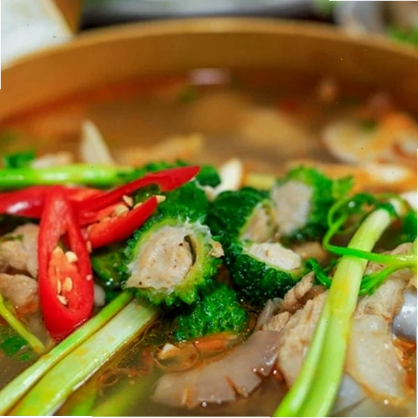 Lẩu khổ qua rừng thanh mát
