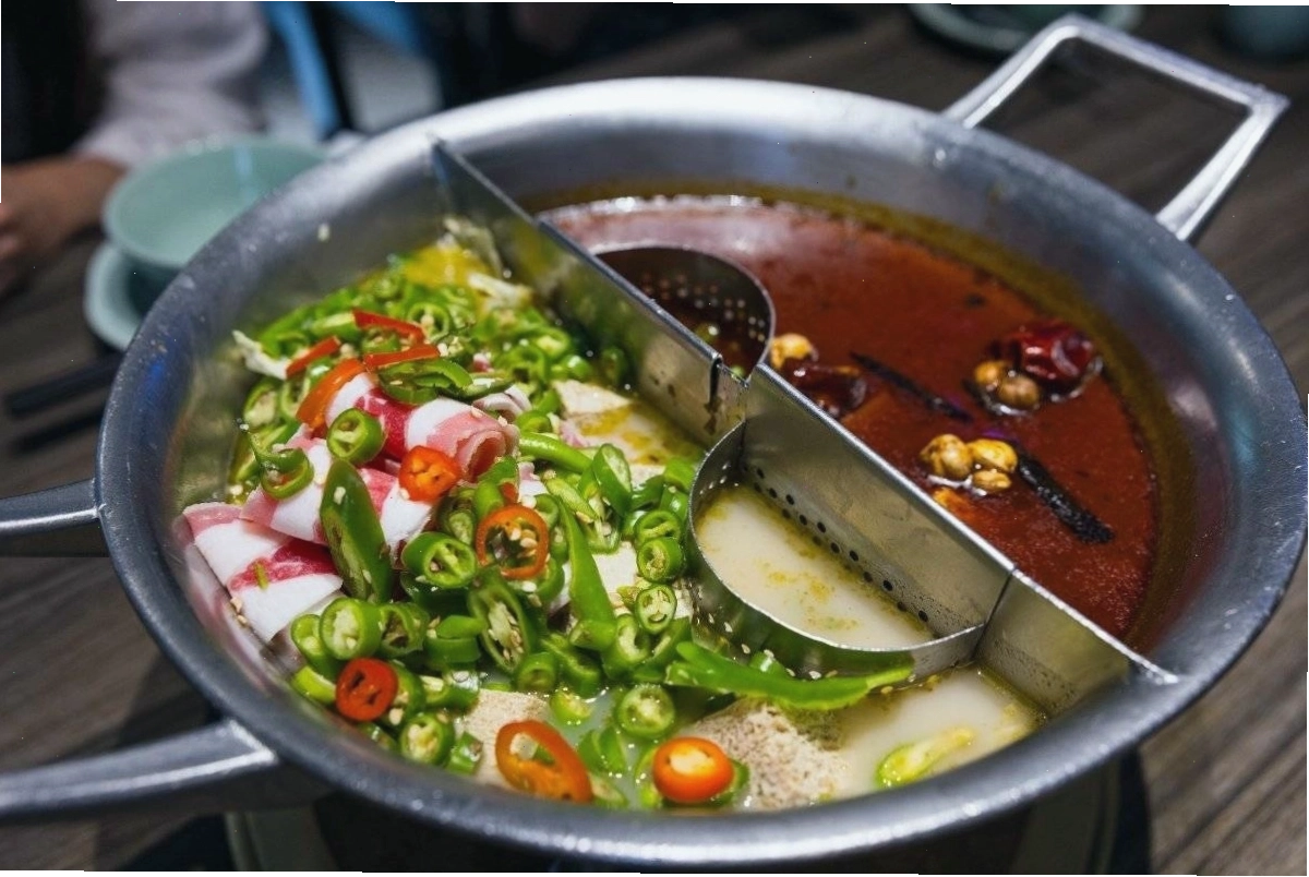 Lẩu Tứ Xuyên tại Mandarin HongKong Hotpot & Dimsum Restaurant