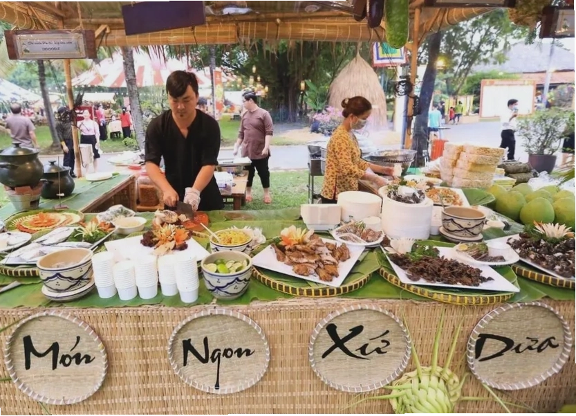 Lễ hội văn hóa ẩm thực được tổ chức tại Khu Du Lịch Văn Thánh