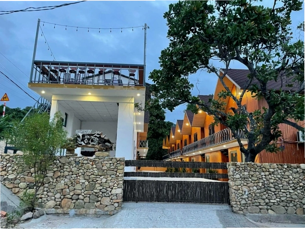 Lồ ồ Homestay Vĩnh Hy
