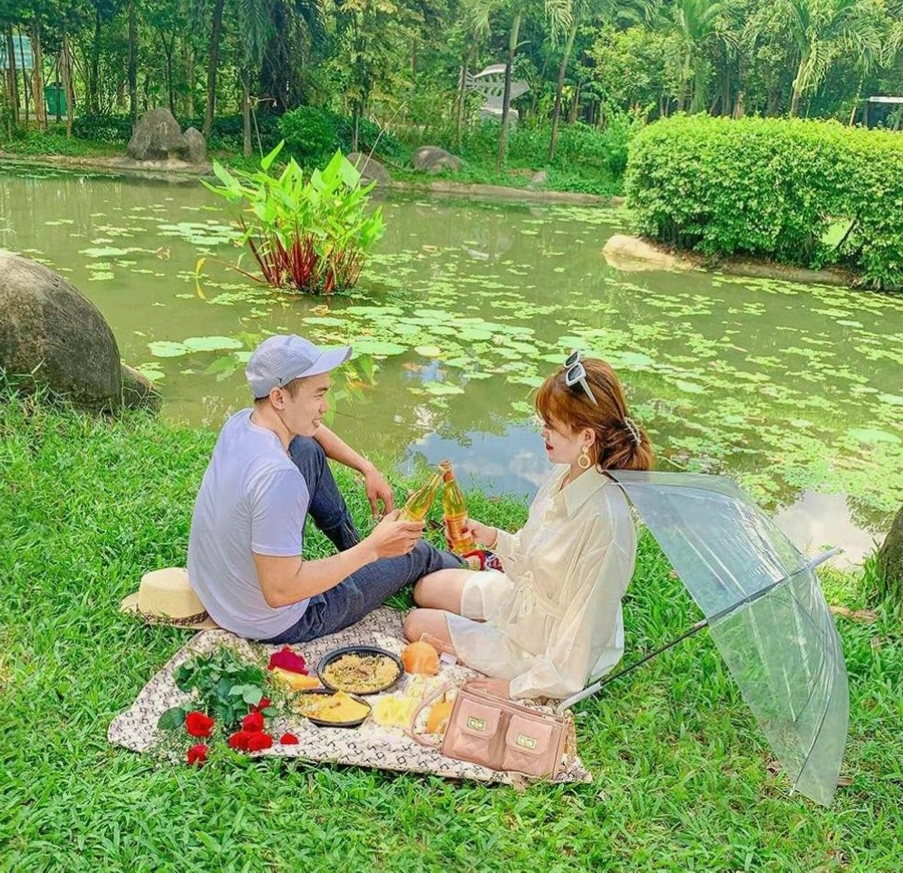 Lối đi bộ quanh co trong Công viên Trung tâm Thành phố Mới Bình Dương