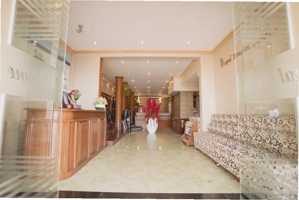 Lối vào Khách sạn Royal Vũng Tàu