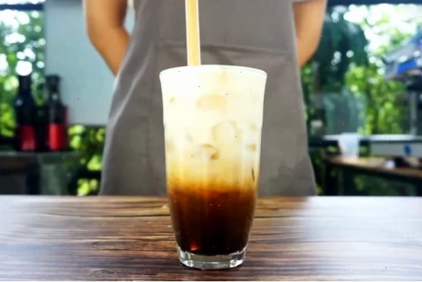 Ly cà phê sữa tươi