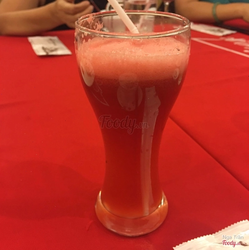 Ly nước ép dưa hấu tươi mát