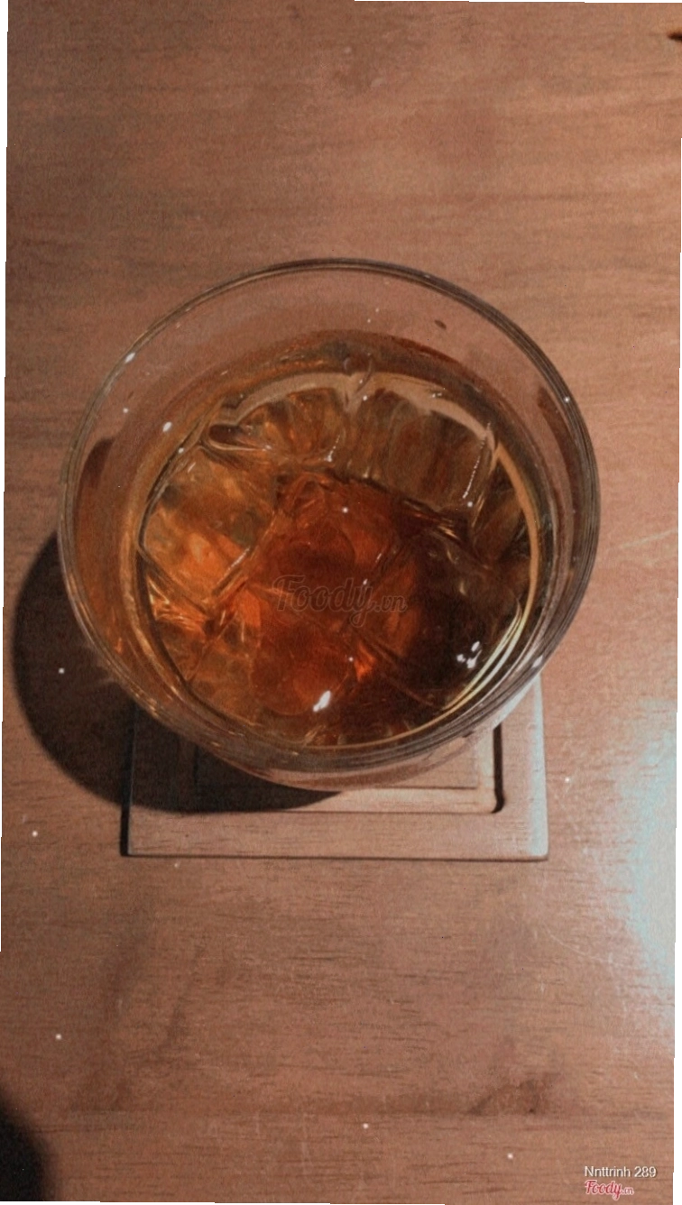 Ly Trà Oolong tại A'dor Cafe