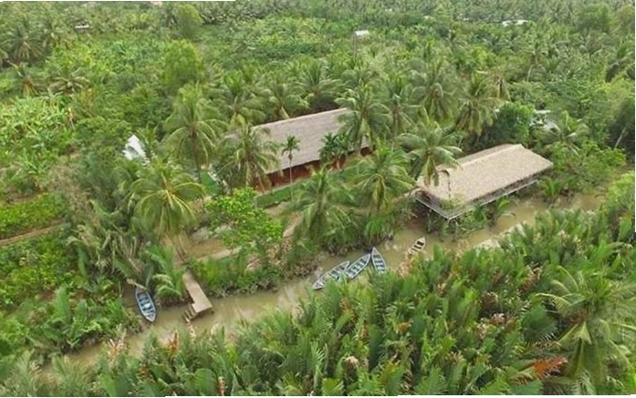 Mái nhà xưa tại Ba Danh Homestay Bến Tre