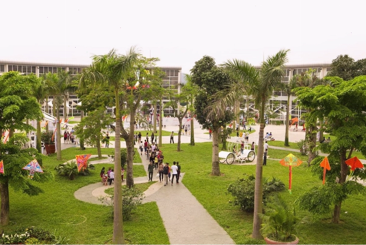 Marine Plaza Hạ Long, trung tâm mua sắm và giải trí