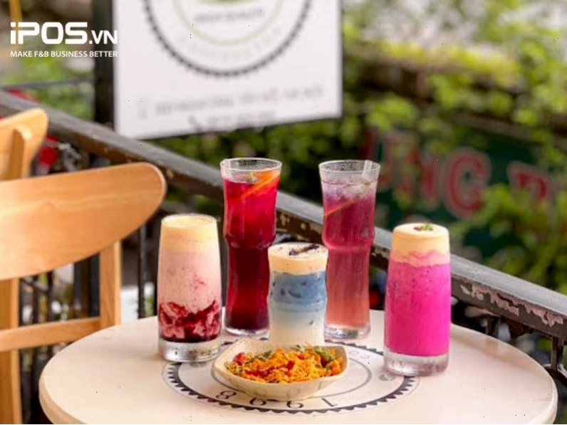 Menu tại 1998 Coffee phong phú từ trà sữa, cà phê, trà hoa quả, đá xay và sinh tố