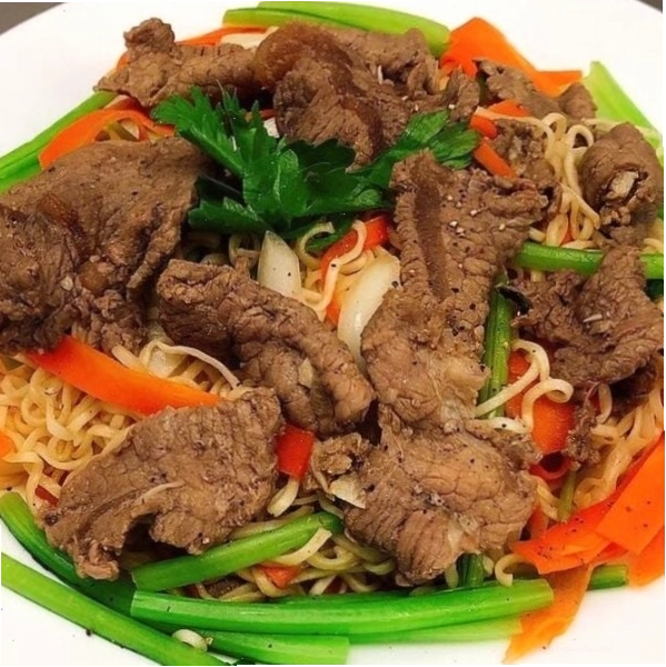 Mì xào bò đậm đà hương vị