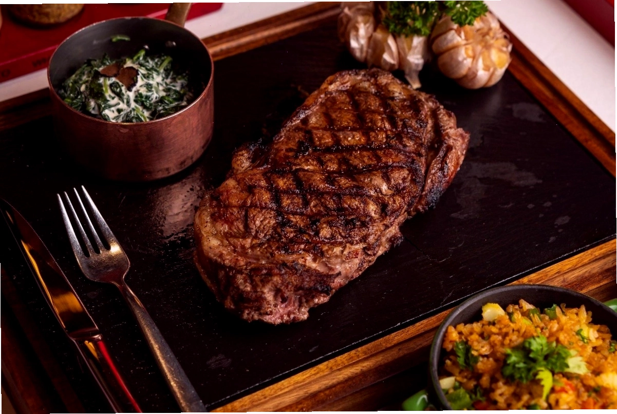 Miếng bít tết cỡ lớn tại New York Steakhouse