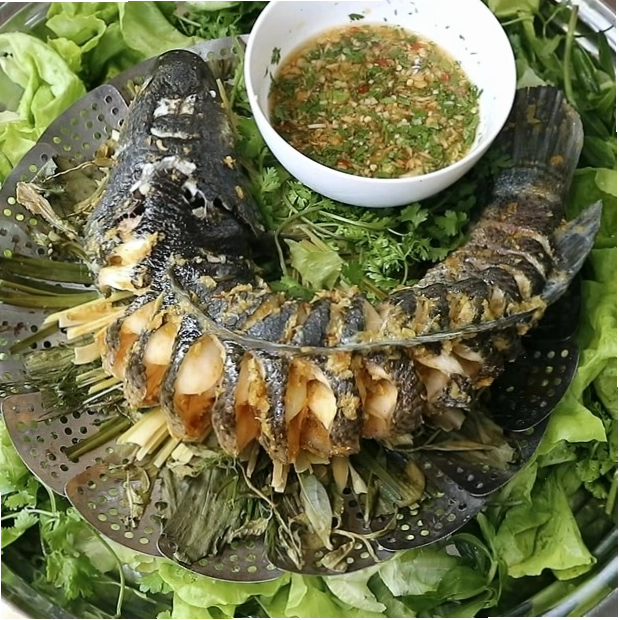 Món ăn được bài trí đẹp mắt tại nhà hàng