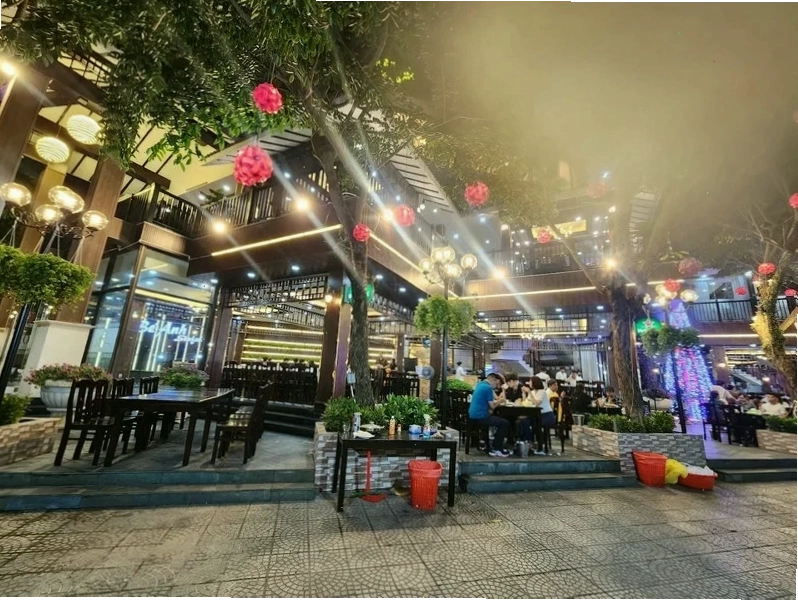 Món ăn hấp dẫn tại nhà hàng Bé Anh