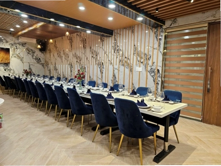 Món ăn hấp dẫn tại Nhà Hàng Phương Thủy