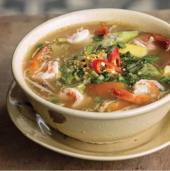 Món ăn hấp dẫn tại Quán Bụi