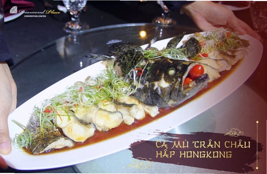 Món ăn hấp dẫn trong thực đơn tiệc cưới Diamond Place