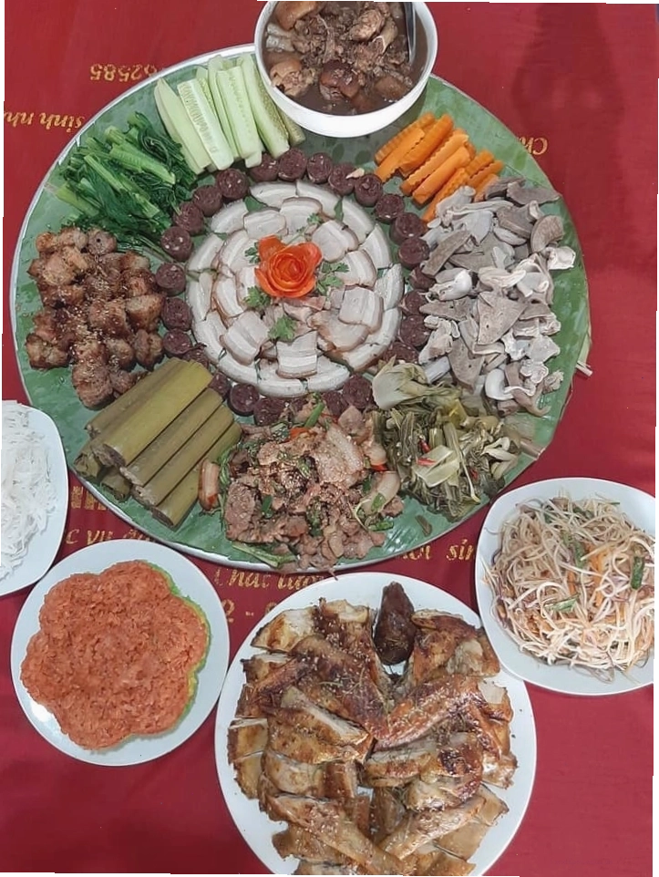 Món lợn mường nướng mật ong hấp dẫn tại nhà hàng Mai Châu
