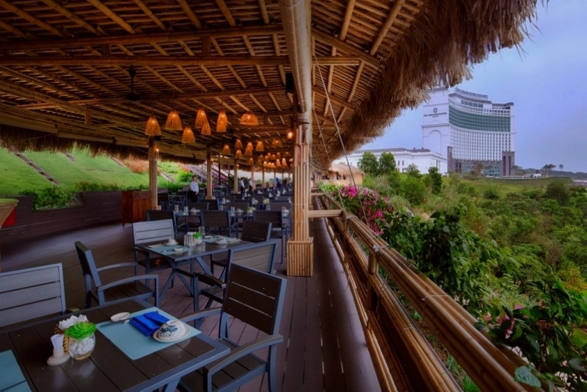 Món mực ống hấp gừng thanh đạm tại Hương Biển