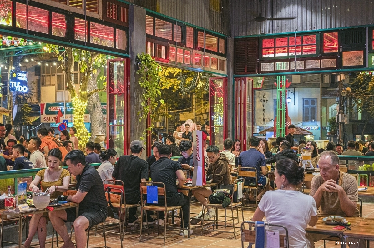 Món tôm hùm nướng phô mai hấp dẫn tại Nhà hàng Phúc Thành