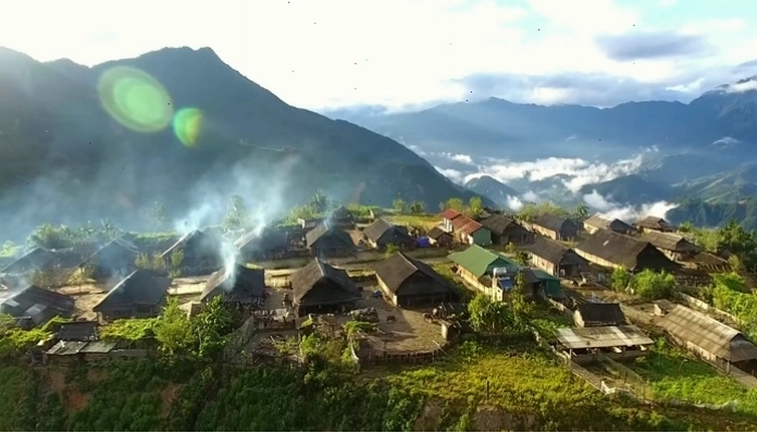 Món xôi ngũ sắc hấp dẫn của dân tộc Thái