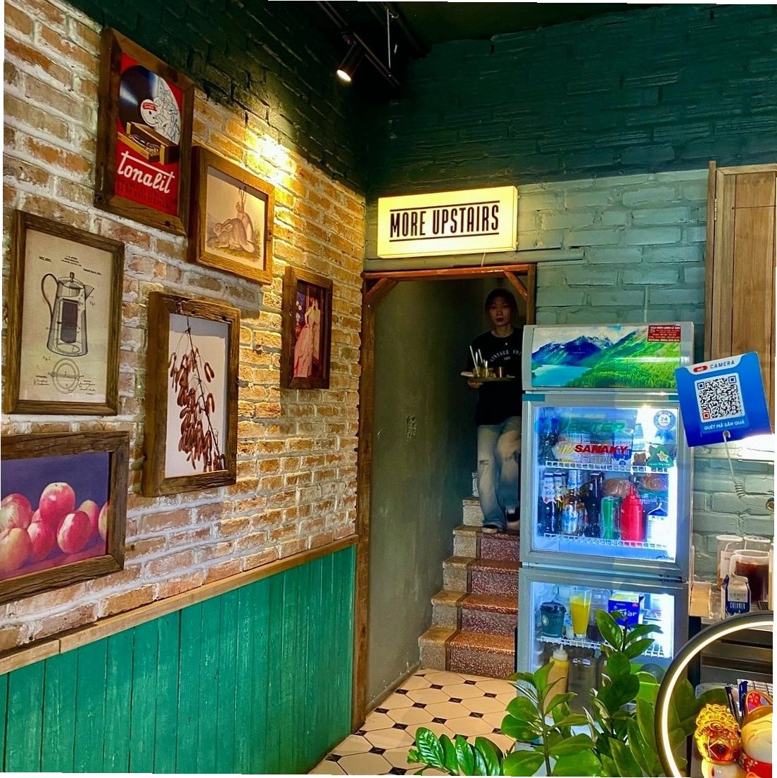 Một góc ngồi yên tĩnh tại Vintage 1976 Cafe