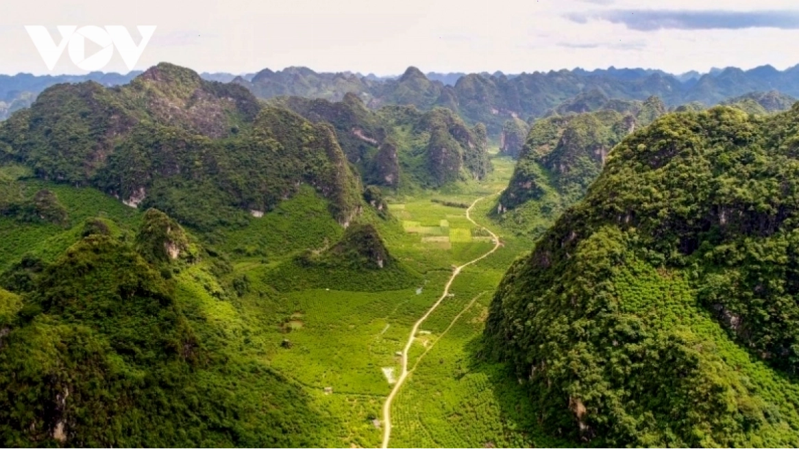Một góc nhìn toàn cảnh công viên địa chất Việt Nam