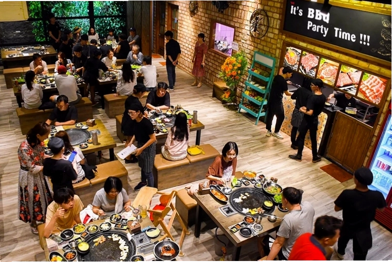 Một góc view đẹp tại nhà hàng Đà Nẵng hướng biển