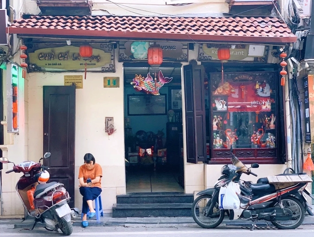 Một nhà hàng chả cá Lã Vọng tại Hà Nội